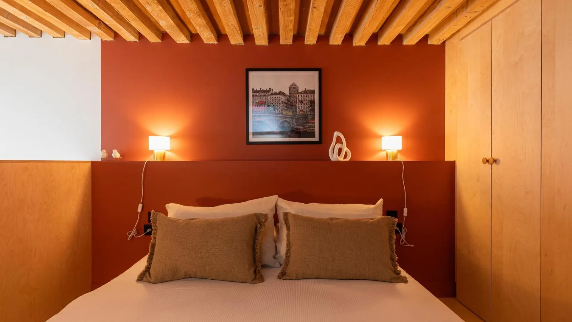 Smartstay Traboule - Place Bellecour Lyon Apartment